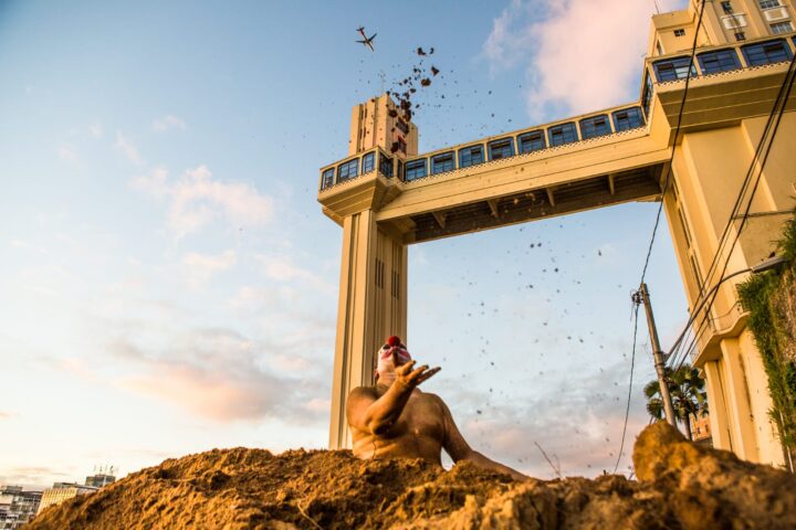 Fotógrafo italiano Antonello Veneri abre exposição e lança livro na Ladeira da Preguiça