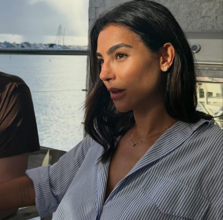 Cíntia Chagas escolhe Salvador para curtir o feriado da Semana Santa