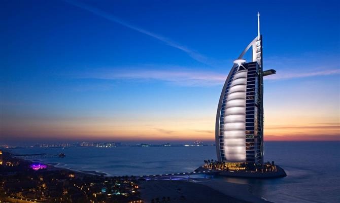 Burj Al Arab, em Dubai, fechará para reforma após mais de 20 anos