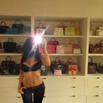 Kylie Jenner exibe coleção de bolsas Hermès com peças raras