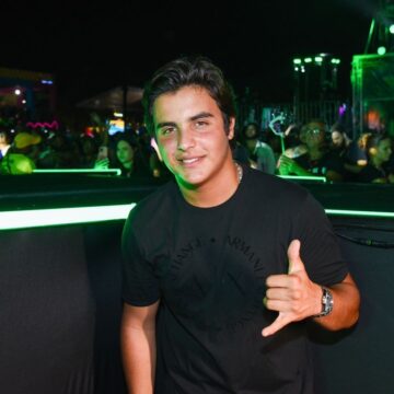 “Aura”: entenda a gíria usada por Marcelo Sangalo em foto de Daniel Cady