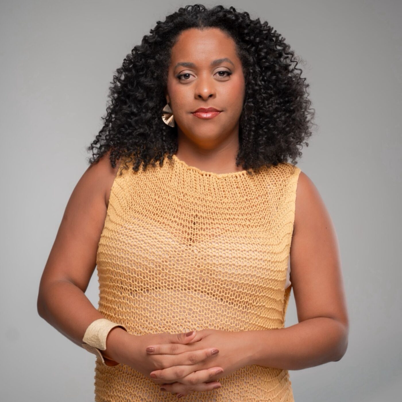 Conheça a empresária baiana que atuou nos camarins de Beyoncé, Guns N’ Roses e Marisa Monte em Salvador