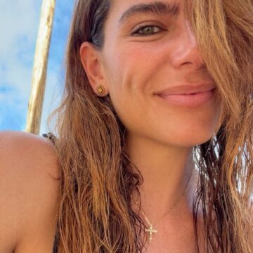 Mariana Goldfarb abre álbum de feriado em Trancoso; veja fotos