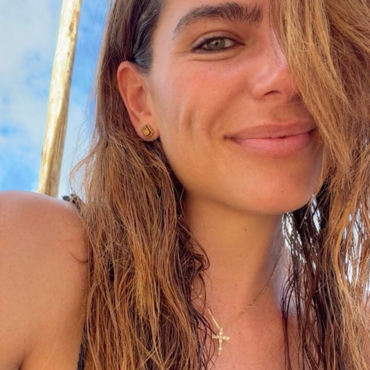 Mariana Goldfarb abre álbum de feriado em Trancoso; veja fotos