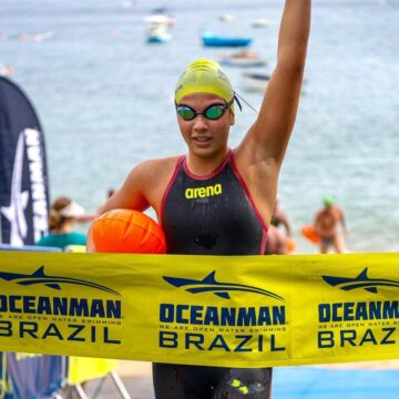 Aos 14 anos, jovem de Salvador conquista pódio em etapa do OCEANMAN e garante vaga no Mundial