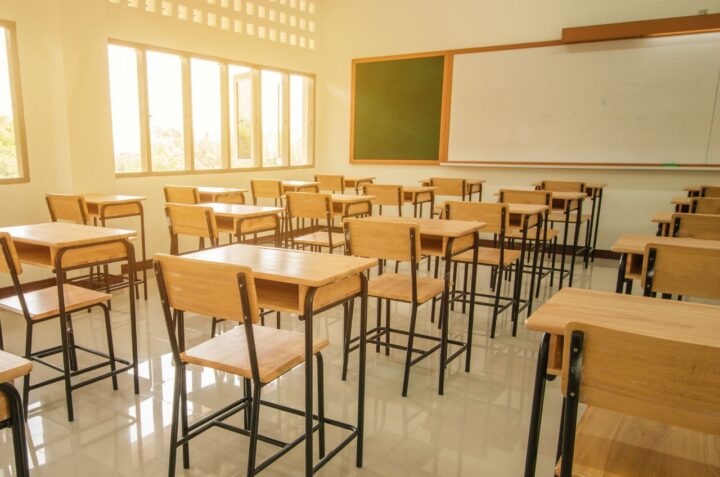 Deputado propõe campanha permanente contra machismo nas escolas da Bahia