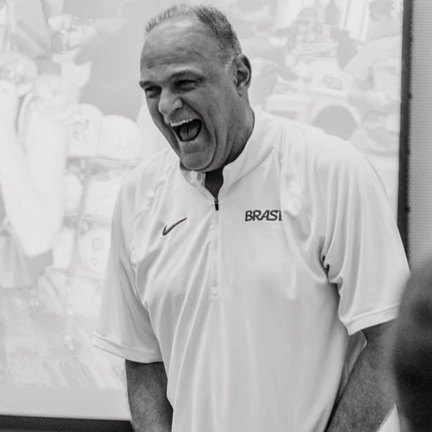 Relembre a luta de Oscar Schmidt contra câncer no cérebro