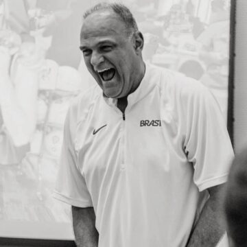 Relembre a luta de Oscar Schmidt contra câncer no cérebro