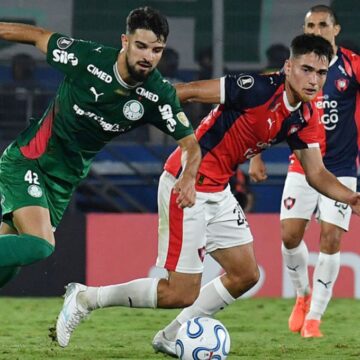 Palmeiras empata com Cerro Porteño e perde liderança do grupo na Libertadores; veja melhores momentos