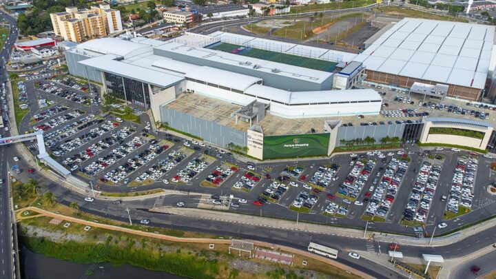 Abre e fecha: Parque Shopping Bahia terá horário especial no feriado do Dia do Trabalhador