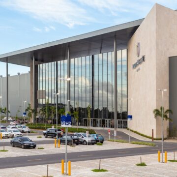 Parque Shopping Bahia terá horário especial no feriado de Tiradentes; confira funcionamento