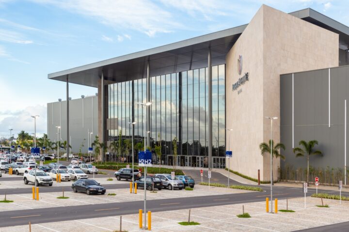 Parque Shopping Bahia terá horário especial no feriado de Tiradentes; confira funcionamento