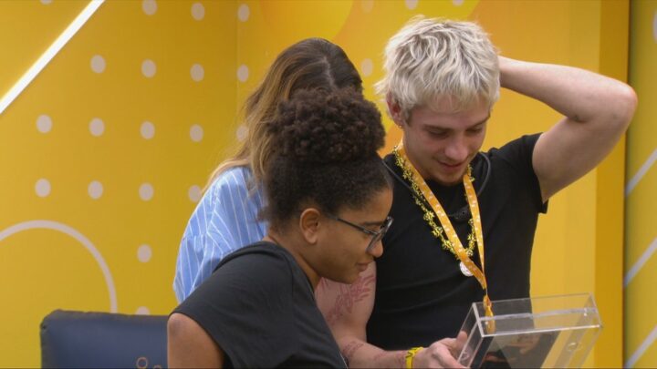 No BBB 26, Juliano Floss se emociona ao ver foto de Marina Sena: “Ela é perfeita”