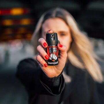 Projeto propõe liberar spray de pimenta para mulheres em Salvador