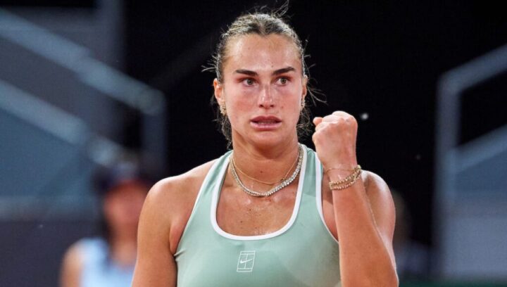 Sabalenka reage contra Osaka e mantém defesa do título viva em Madri