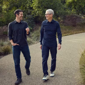Apple anuncia sucessão, e Tim Cook deixará comando da empresa