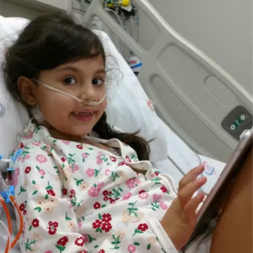 Jovem transplantada emociona ao agradecer doador durante festa de 15 anos: “Não é só para mim”