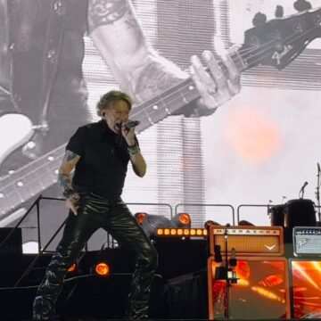 Show do Guns N’ Roses reúne mais de 40 mil pessoas em Salvador