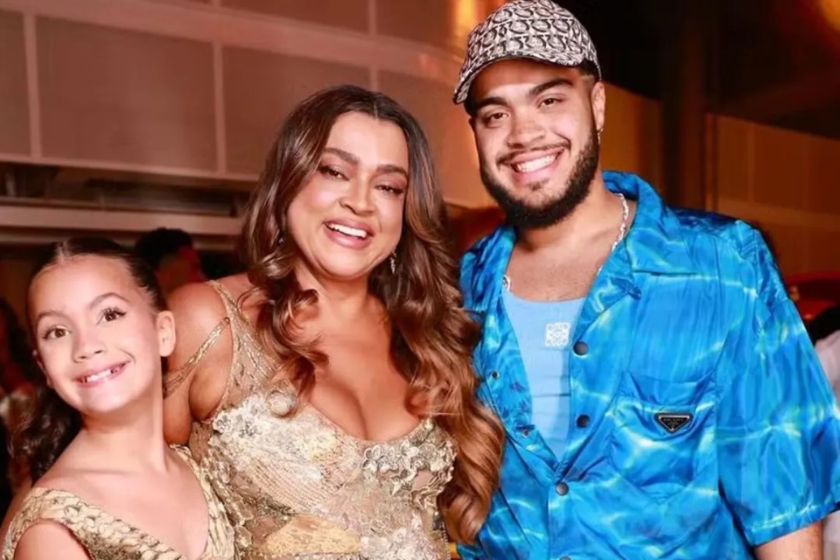 Fran Gil fala sobre semelhanças entre a filha e a mãe: ‘Uma Pretinha Gil sempre comigo’