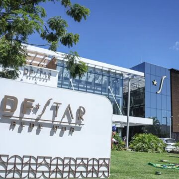 Bolsonaro apresenta boa evolução de cirurgia no ombro