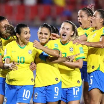 Senado aprova lei da Copa Feminina de 2027 com prêmio a ex-jogadoras da seleção