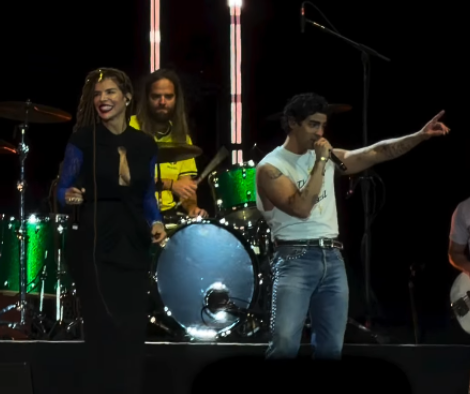 Jonas Brothers recebem Vanessa da Mata e cantam clássico “Boa Sorte/Good Luck” em São Paulo