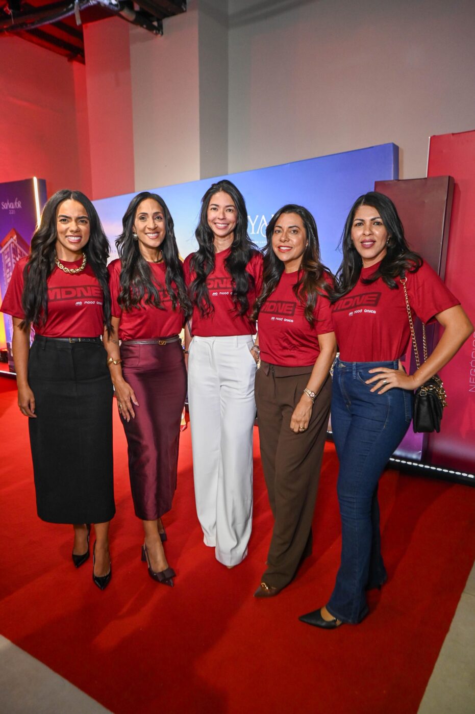 Mayra Andrade, Vanessa Gomes, Bianca Rocha, Valmarcia Lopes e Beck Salinas