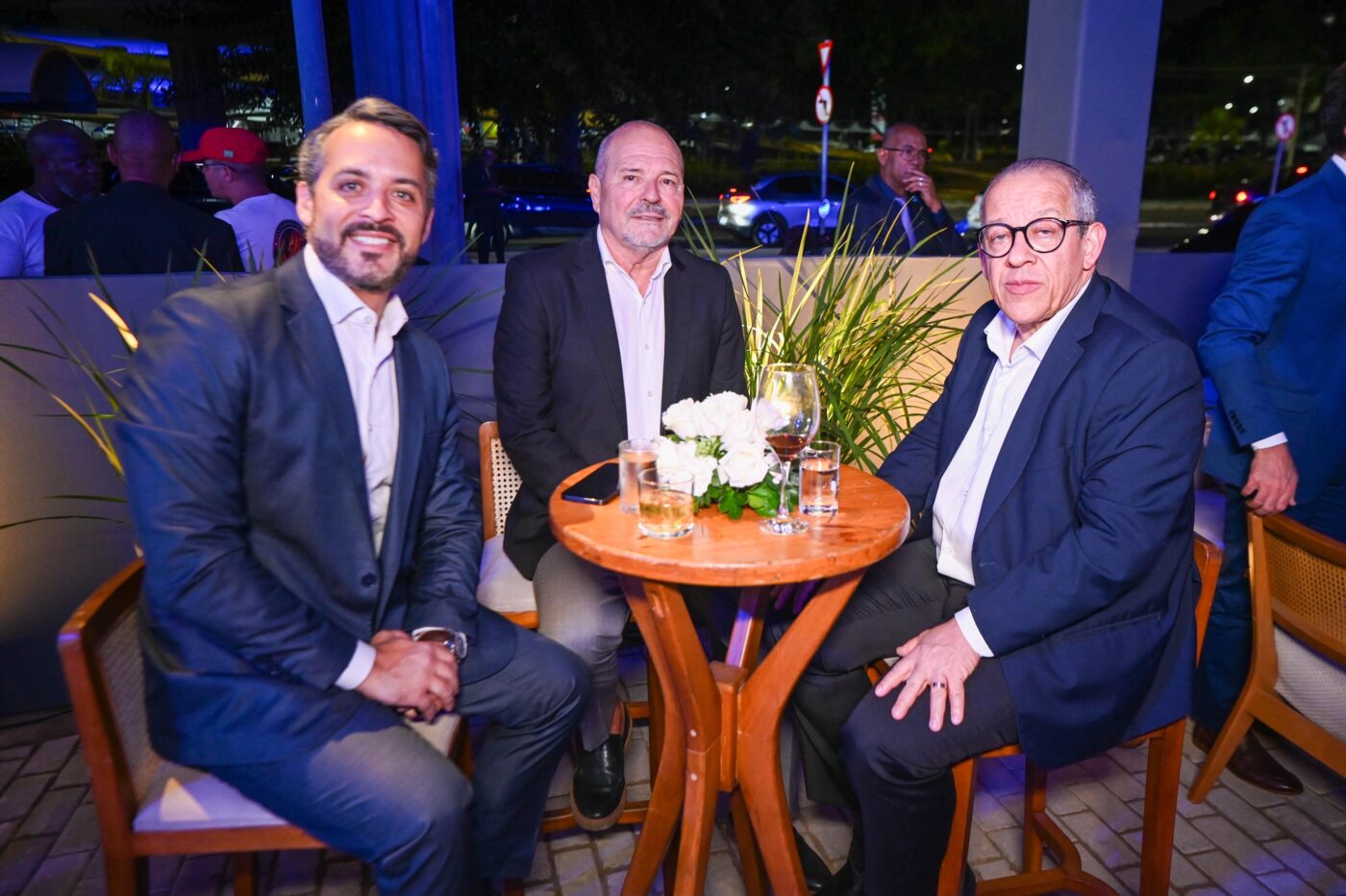Antônio Júnior ,Mauro Adam  e Cluedes Freitas