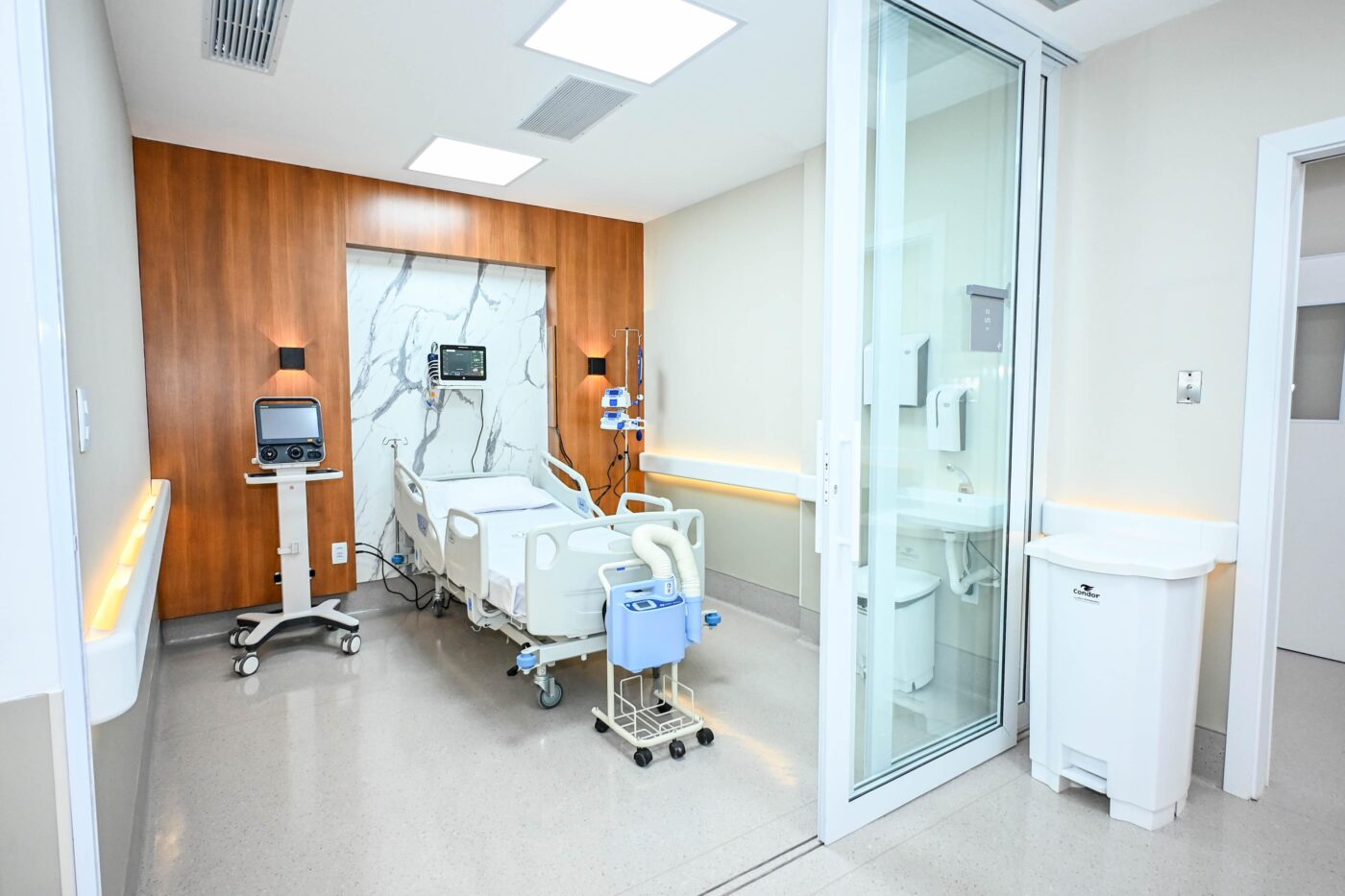 Blanc Hospital 