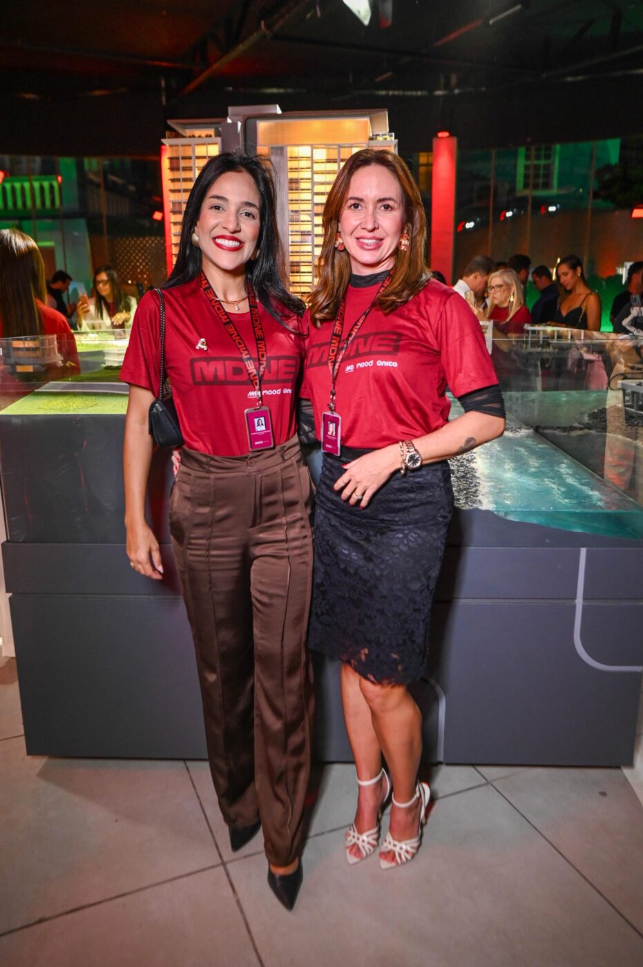 Carolina Barbosa e Carine Guimarães