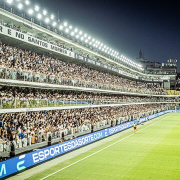 Santos vende ingressos a R$ 5 para criar caldeirão em jogo contra o Vitória