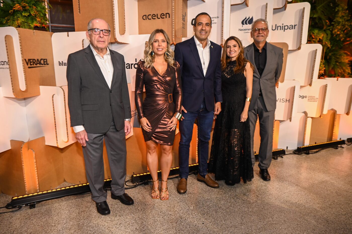 ACM Júnior, Luciana Gomes, Bruno Reis, Renata de Magalhães Correia e Isaac Edington