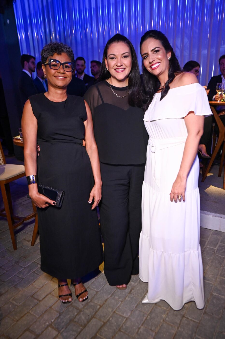 Vânia Santos, Mila Novais e Taise Mariano