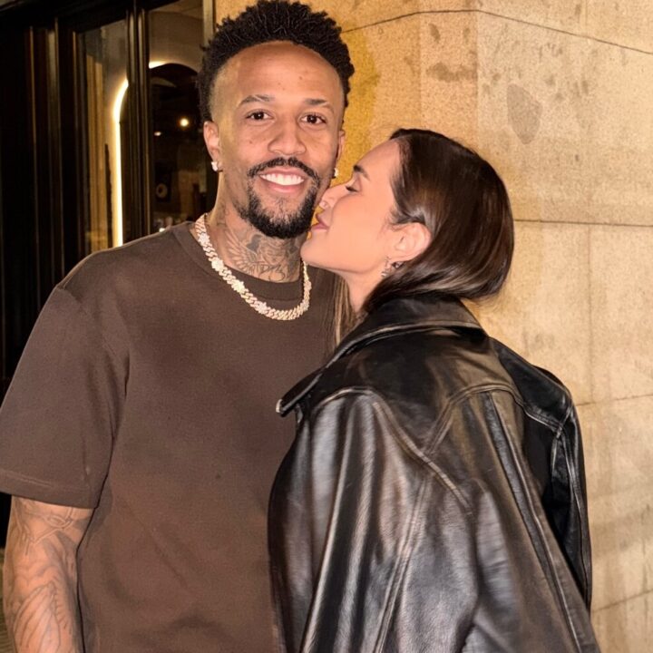 Fora da Copa, Éder Militão curte noite romântica com a esposa no dia da convocação