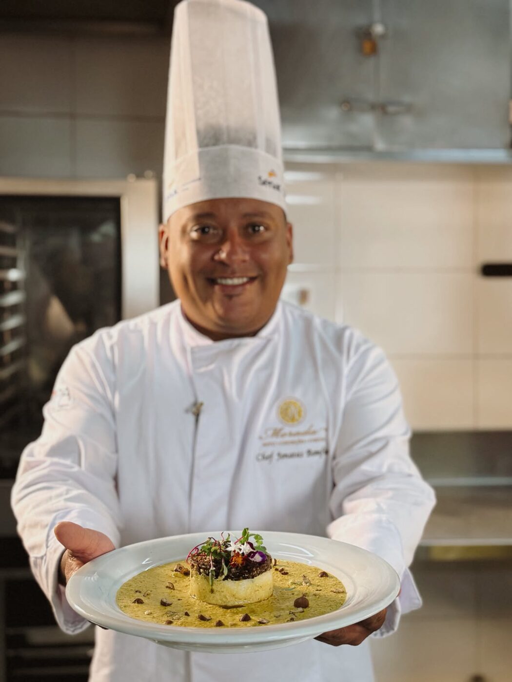 “Chef da Quebrada”: projeto social de gastronomia da Bahia ganha espaço em debate nacional sobre desperdício