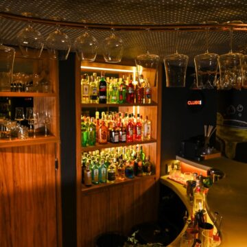 Clube Bar reúne grandes nomes da coquetelaria baiana em edição especial do Guest Bartender