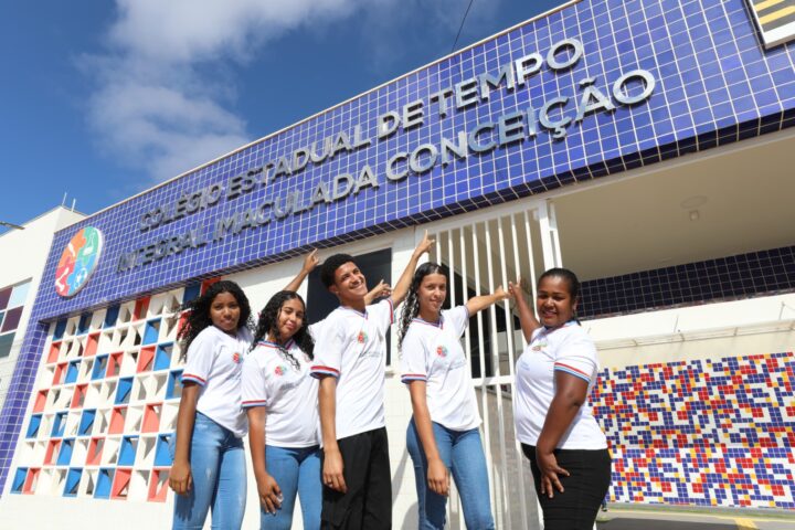 Alunos da rede pública da Bahia podem ganhar intercâmbio internacional; entenda proposta