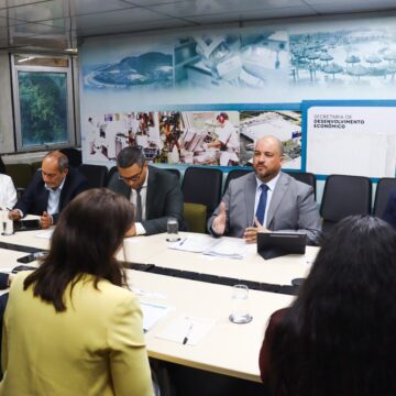 Cônsul-geral da Austrália visita a Bahia para estreitar relações institucionais, comerciais e acadêmicas