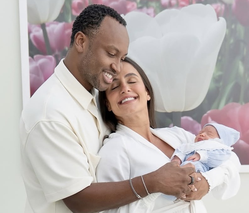 Aos 7 meses, filho de Thiaguinho e Carol Peixinho esbanja estilo com tênis de R$ 600