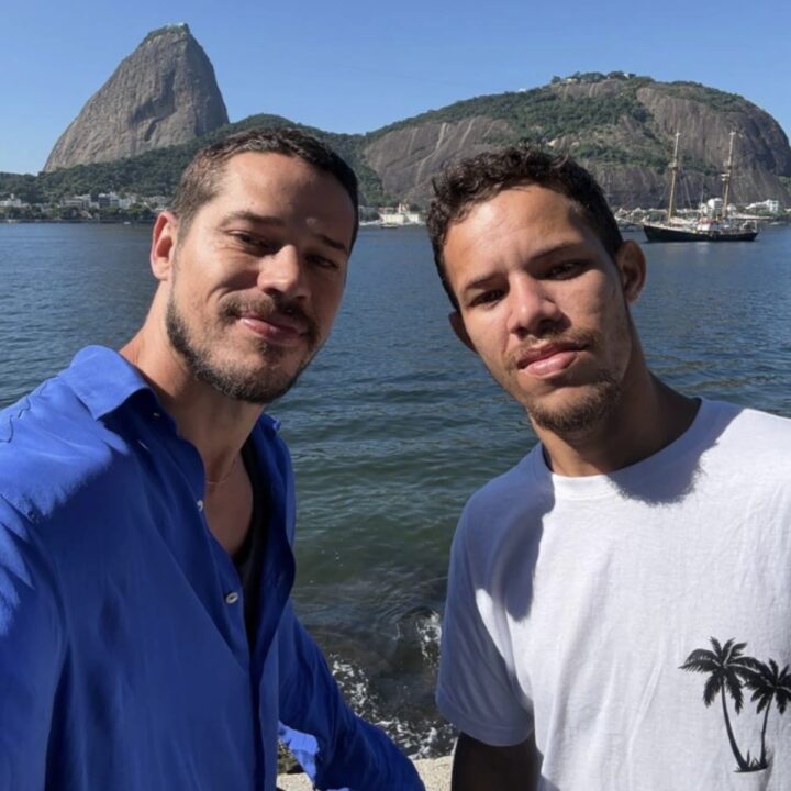José Loreto encontra sósia paraibano no Rio de Janeiro e promete: ‘Aguardem’