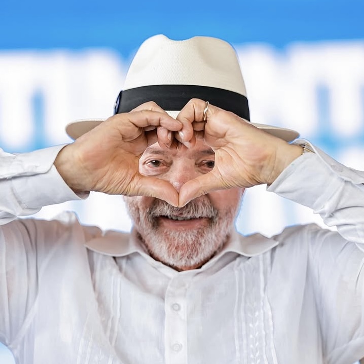Lula lidera cenários de 1º e 2º turno em nova pesquisa para eleição presidencial