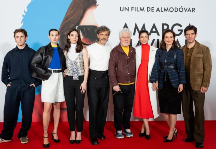 “Natal Amargo”, novo filme de Almodóvar, estreia nesta quinta (28) nos cinemas brasileiros