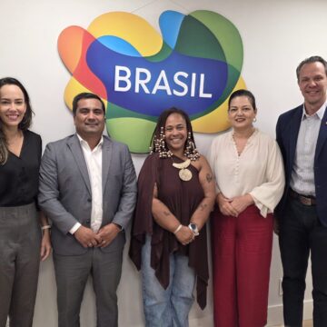 Embratur e Salvador alinham estratégias para fortalecer promoção internacional