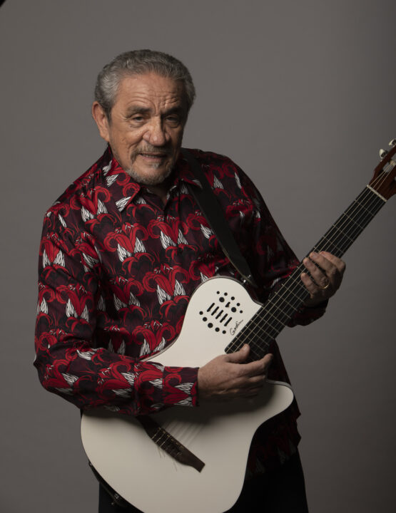 Zé Ramalho apresenta show repleto de sucessos em Salvador