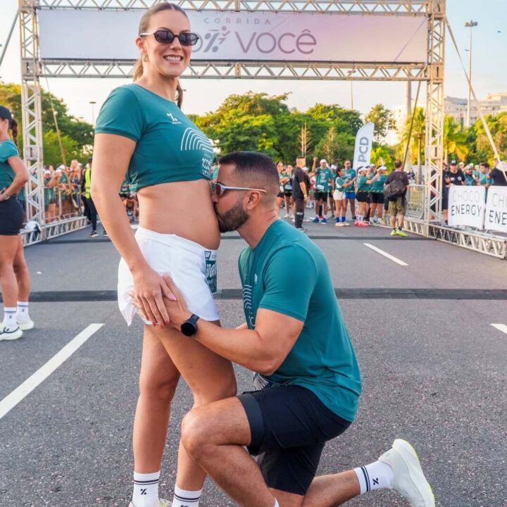 Grávida, Pati Guerra exalta parceria com Rafa Marques, filho de Bell Marques: “Paizão”