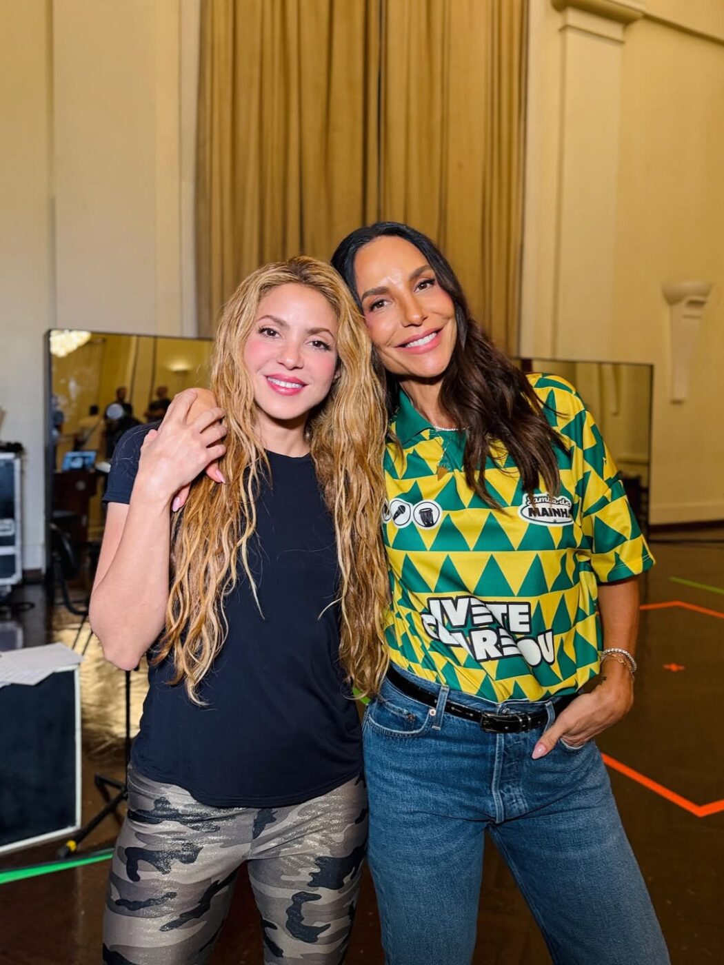 Ivete Sangalo se declara a Shakira após show no Rio: “Mulher que inspira”