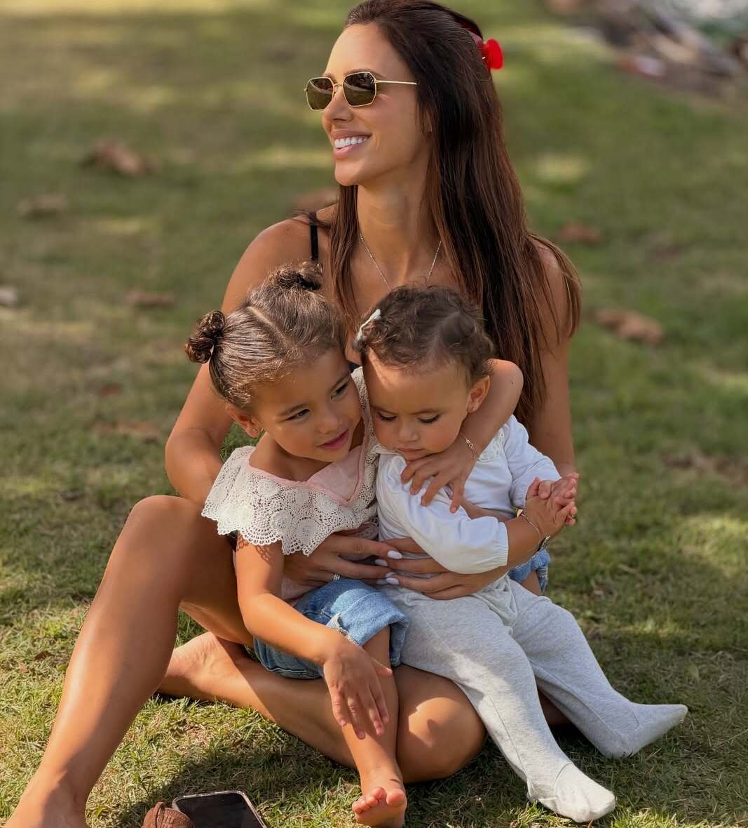 Bruna Biancardi compartilha momentos especiais com Mavie e Mel, suas filhas com Neymar