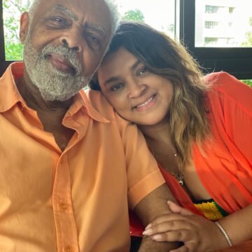 Gilberto Gil compartilha registro com a filha Preta e web reage: “Ainda não consigo acreditar”