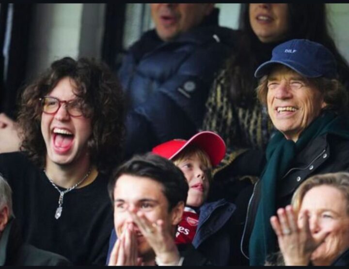 Lucas Jagger publica foto rara em família ao lado do pai, Mick Jagger
