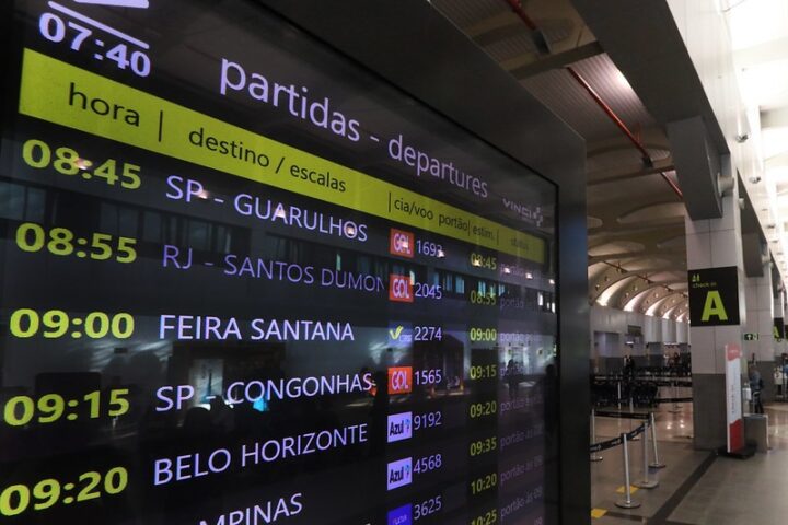 Tarifa aérea média ficou 9% mais cara em abril, segundo Anac
